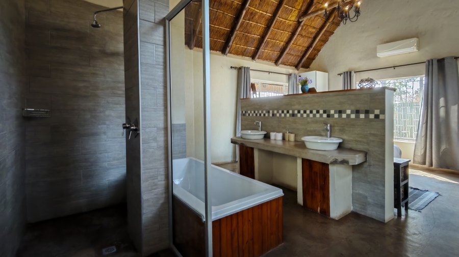 Commercial Property for Sale in Broederstroom North West